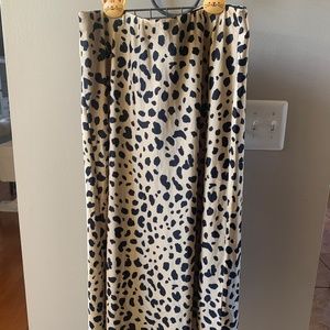 Leopard satin tea length skirt size L